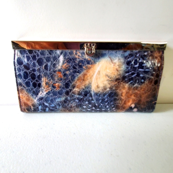 NEW Wilsons Leather Snakeskin Textured Clutch Blue Watercolor Print Wallet - Picture 14 of 16